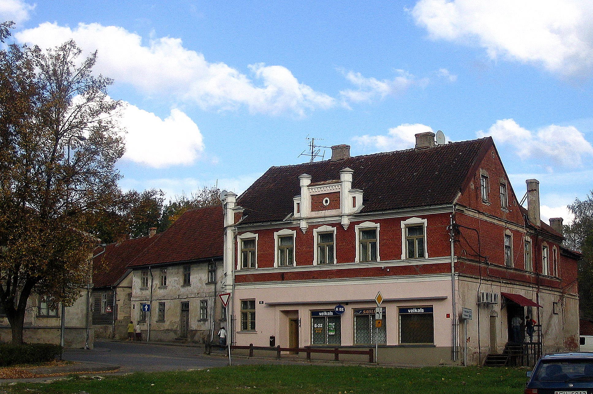Veikals, Kuldiga
